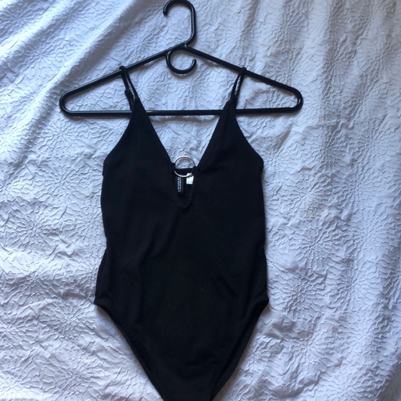 H&M Tops - H&M black bodysuit